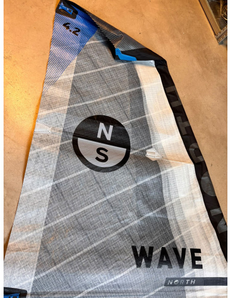 NORTH - WAVE 4.2 GEN2 - USATA 3DI SAIL